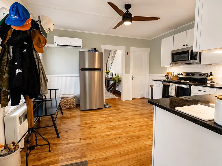 21 Madison St #2 — Photo 3