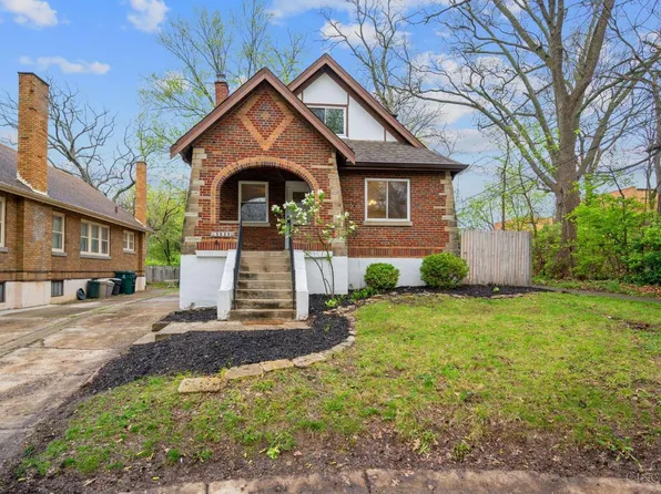 3028 Penrose Pl, Cincinnati, OH 45211