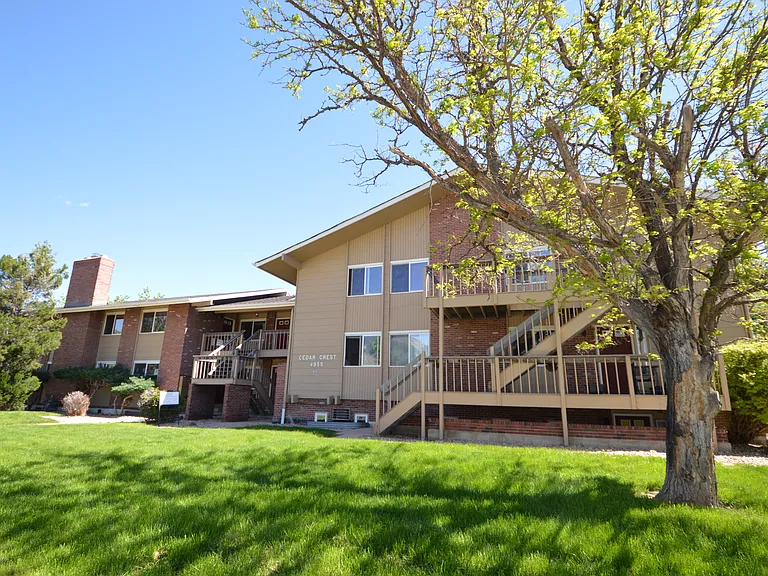 4955 Moorhead Ave #10 — Photo 1
