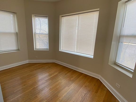 2nd image of 7617 S Yates Blvd #3S