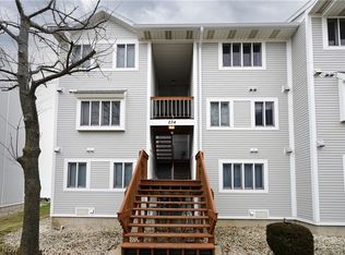 234 W Lakeshore Dr APT F, Port Clinton, OH 43452