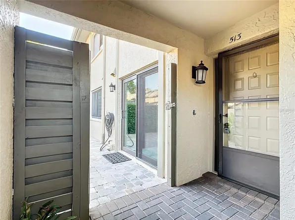 3161 Landmark Dr APT 513, Clearwater, FL 33761