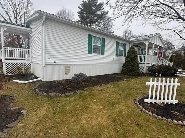 4162 Bunker Hill Ln W, Walnutport, PA 18088