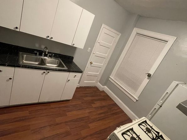 500 2nd St #202