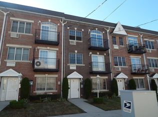 9526 Schenck St FL 3, Brooklyn, NY 11236