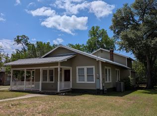 515 Elm St, Seguin, TX 78155