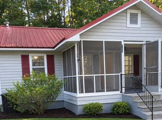 113 W 8th St, Tabor City, NC 28463