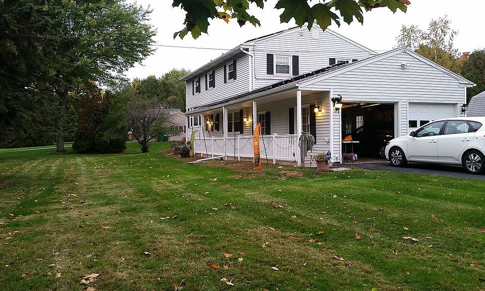 2nd image of 986 Klem Rd