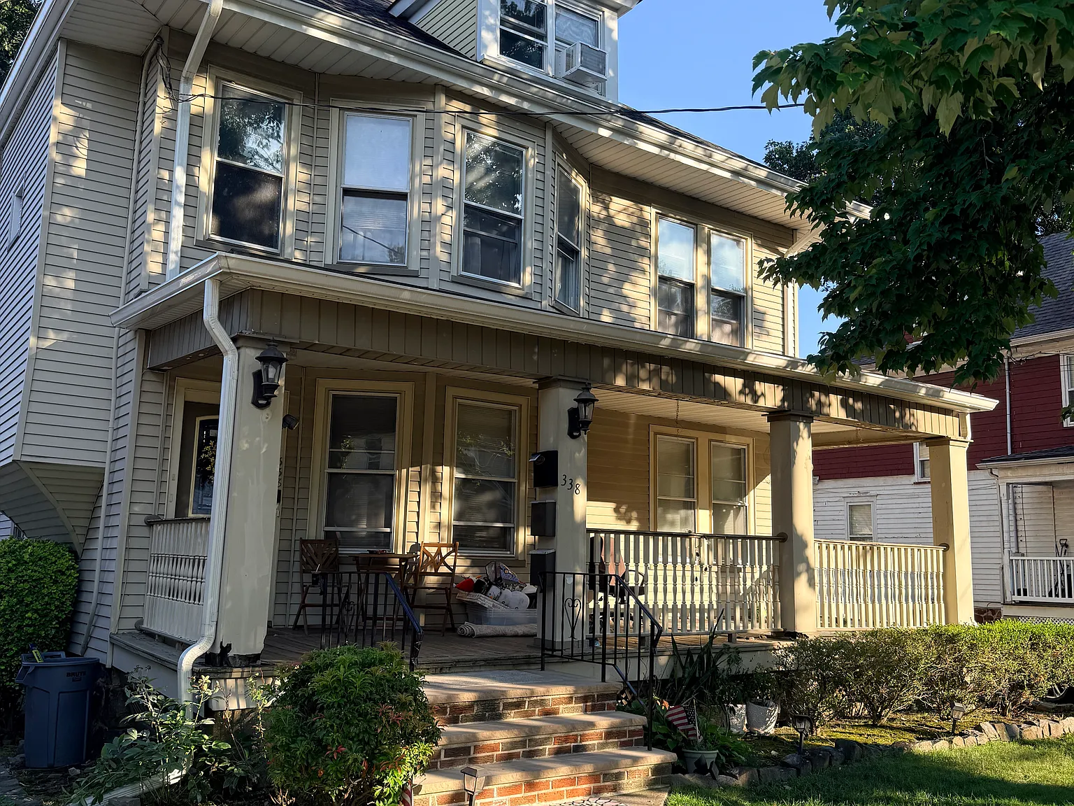 3 bed, 1200 sqft, $2,900 — Photo 1
