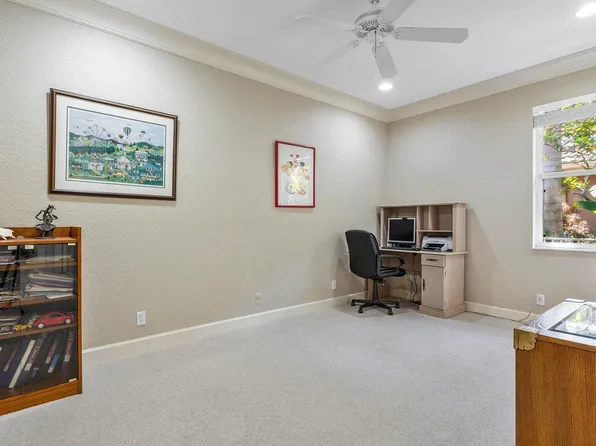 21175 Falls Ridge Way, Boca Raton, FL 33428