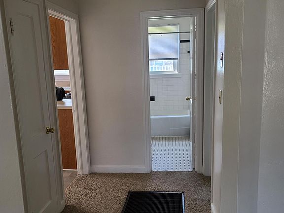 2nd image of 1241 W Ocean View Ave #1