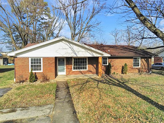 2nd image of 711 Riverside Dr