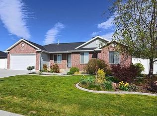 1428 N 1150 W, Clinton, UT 84015