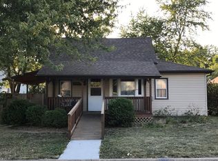 317 S 5th St, Sabetha, KS 66534