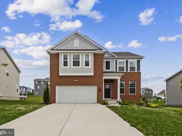 757 Blue Moon Ln, Westminster, MD 21157
