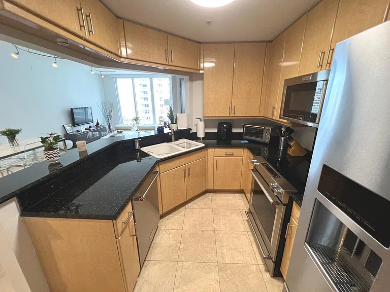 801 Brickell Key Blvd #1707 — Photo 28