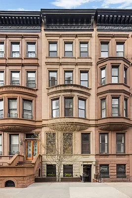 Sold by Compass | media 5