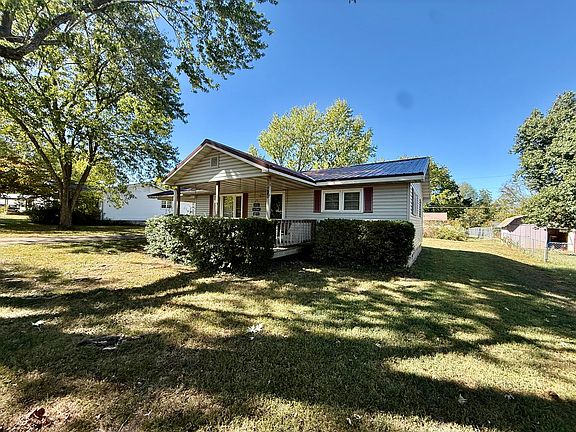 2nd image of 305 Cherry Street