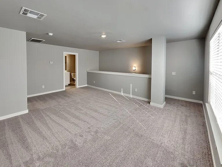 16409 April Dr — Photo 18