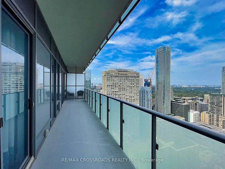 1080 Bay St #4509 — Photo 26