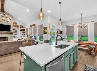 119 Oak View Dr, Godley, TX 76044