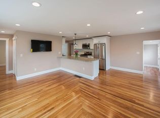 8 Grove St, Westford, MA 01886