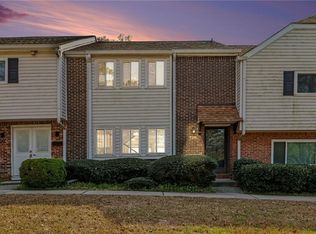 7306 Cardigan Cir, Sandy Springs, GA 30328