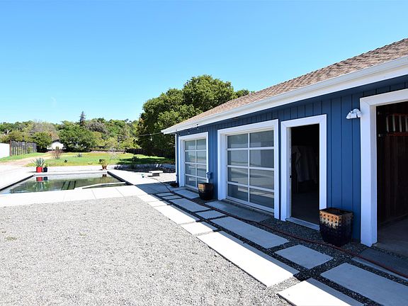 5th image of 676 Verano Ave