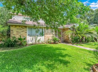 8302 Lamppost Ln, Houston, TX 77064