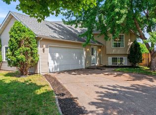 905 11th St, Farmington, MN 55024