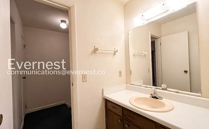 8831 Millard Lee Ln — Photo 18