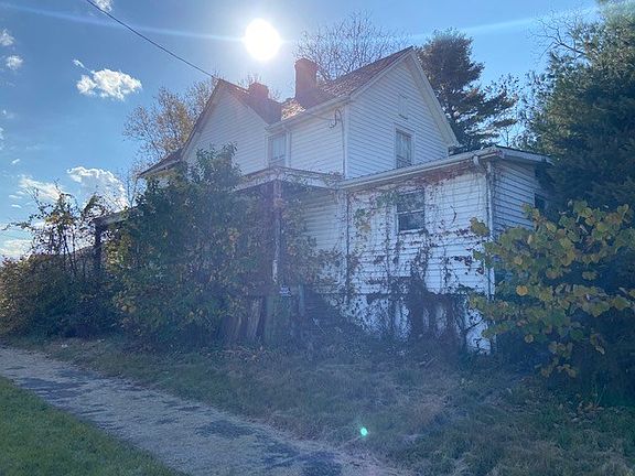 4th image of 350 Calhoun St