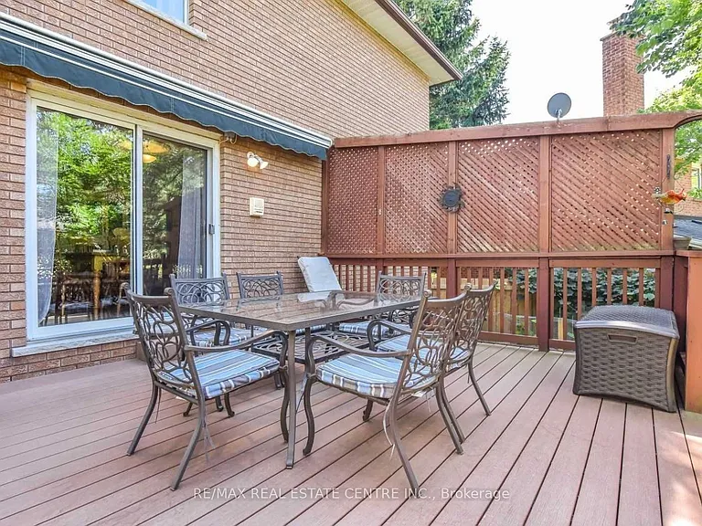 28 Walnut Dr — Photo 4