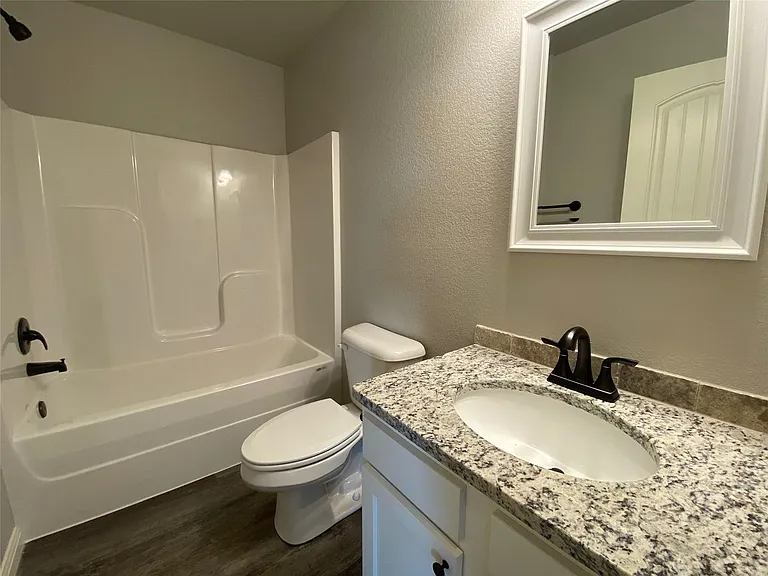 6901 Inverness St — Photo 14