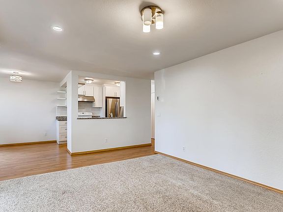 5th image of 830 Kirkland Way APT 201