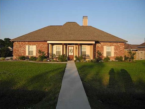 2nd image of 110 Deer Valley Ln