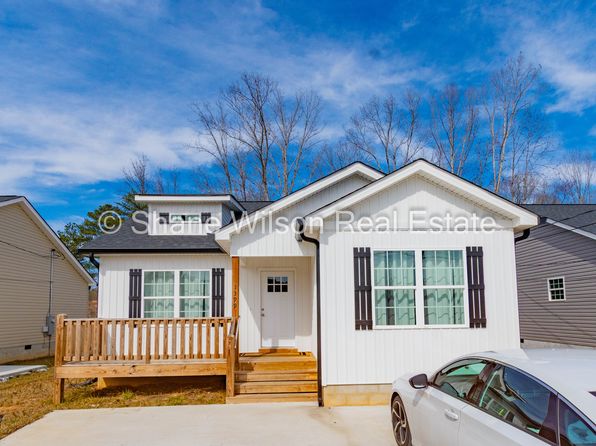 1399 Eastbrook Rd SE