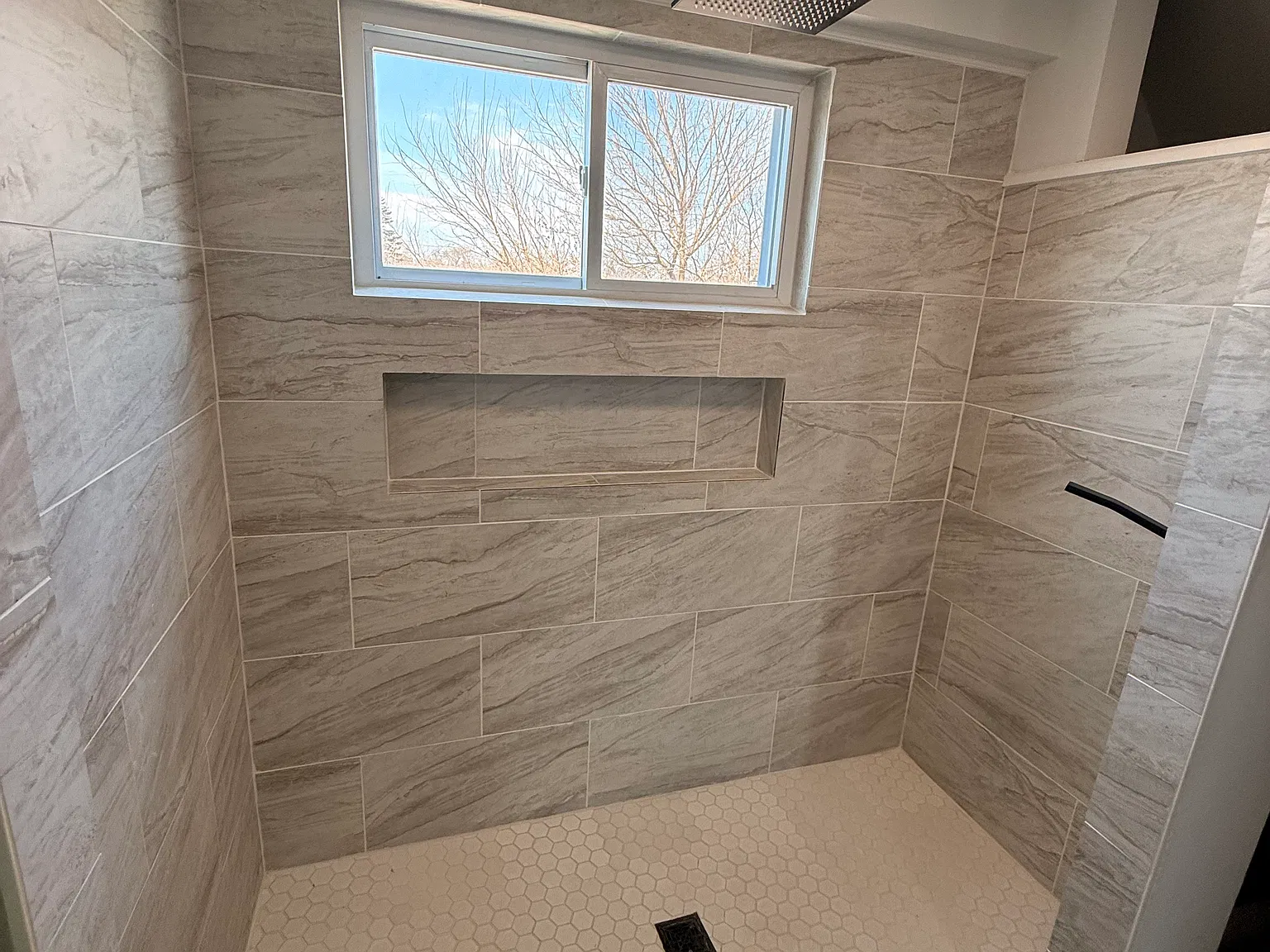 1 bed, 753 sqft, $1,000 — Photo 3