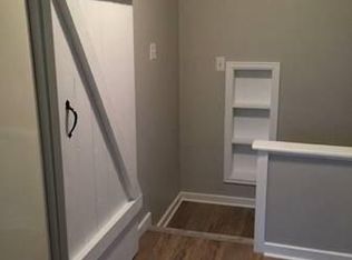 16 Youngs Pl, Latham, NY 12110