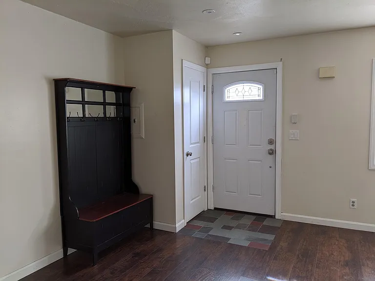 134 Kearney Ave — Photo 3