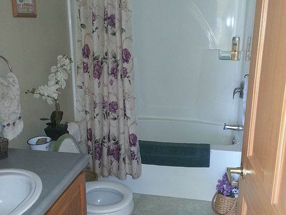 5th image of 539 Pleasant Dr