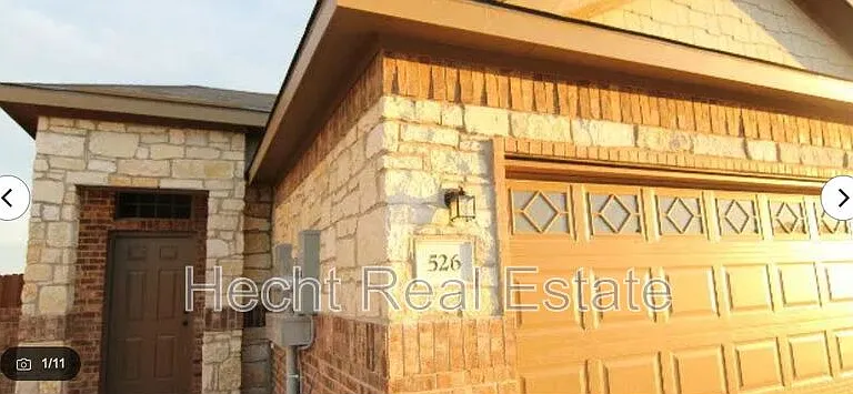526 Creekside Cir #1 — Photo 2