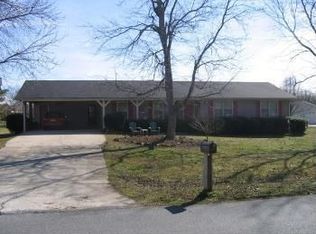 305 Green Acre Ln, Cartersville, GA 30121