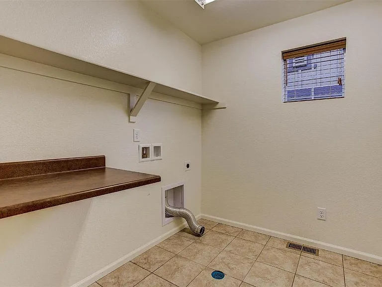 16747 Compass Way — Photo 29