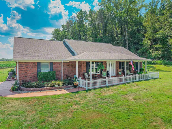 577 E Shelton Rd, Boonville, IN 47601