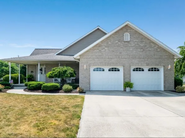 239 Harvest Ln, Monroe, IN 46772