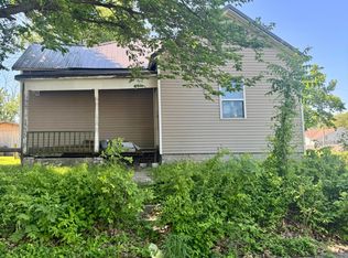 912 Bond St, Moberly, MO 65270