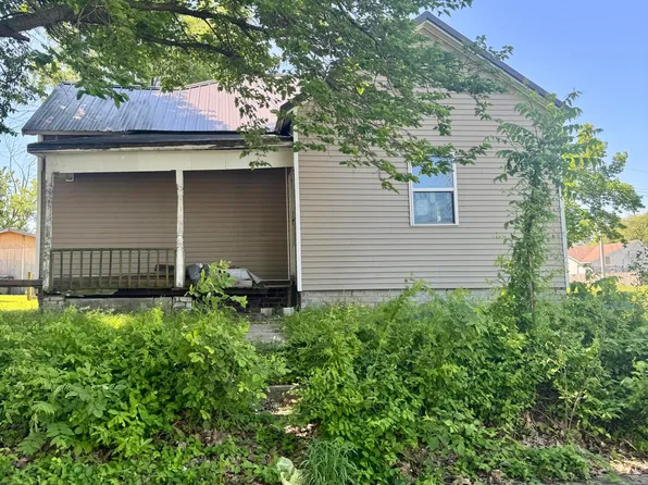 912 Bond St, Moberly, MO 65270