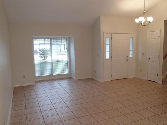 4th image of 12778 Serenade Cir N