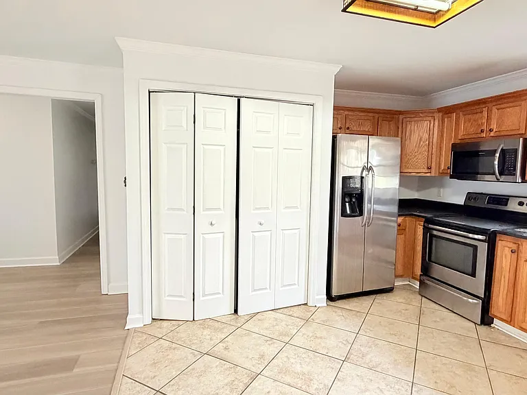 4411 Green Bay Trl — Photo 5